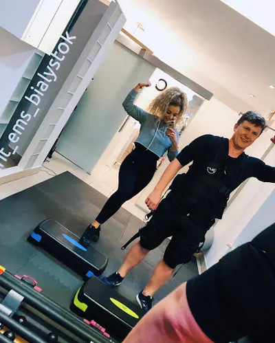 QuickFit EMS Studio elektrostymulacji i modelowania sylwetki w Białymstoku